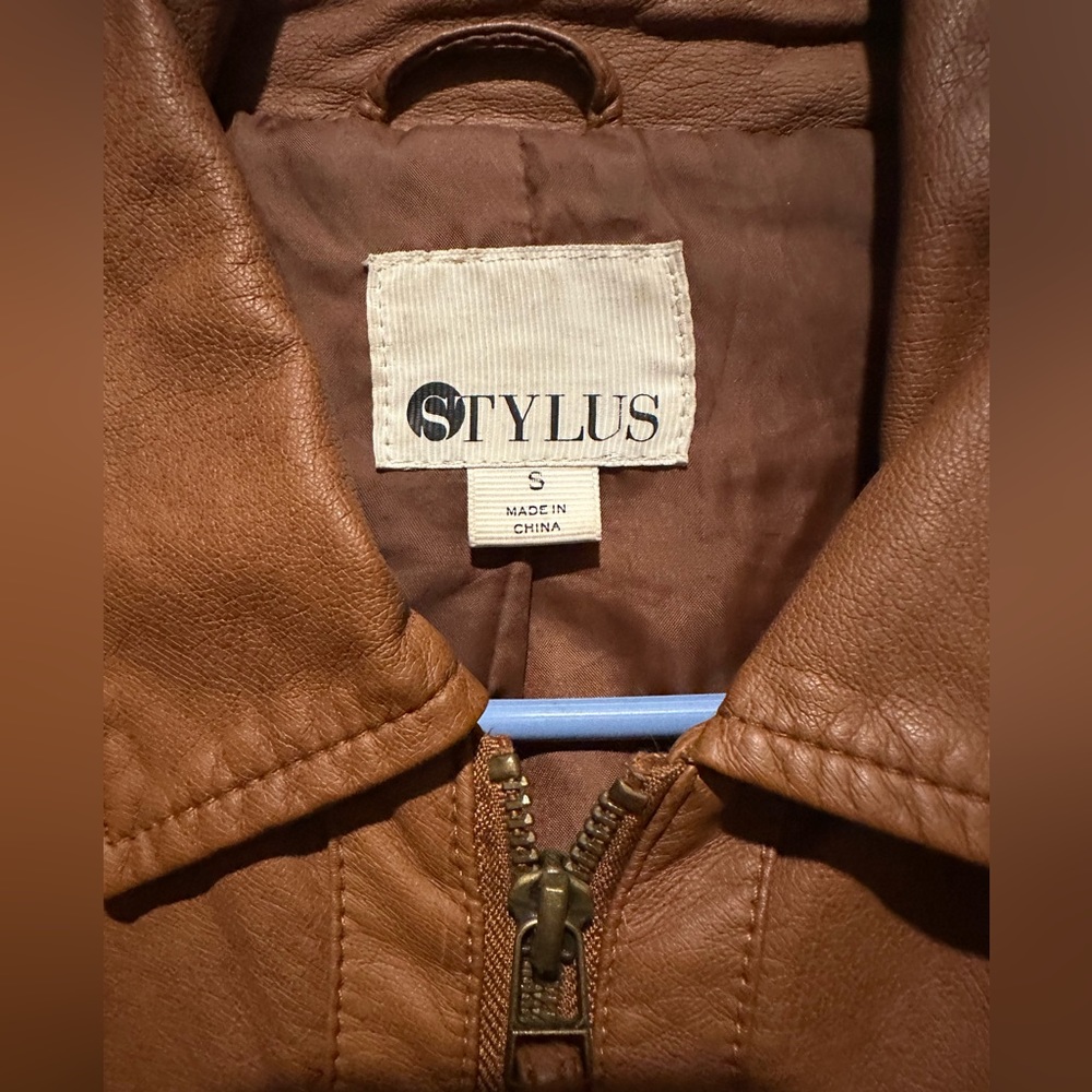 Chestnut, leather jacket